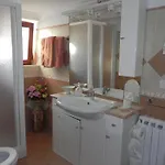 Il Grappolo לינה וארוחת בוקר 3*