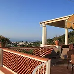 Il Grappolo Anacapri (Isola di Capri)