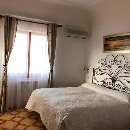 Il Grappolo 3* Anacapri (Isola di Capri)